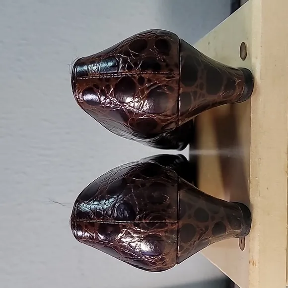 Salvatore Ferragamo Croc Embossed Leather Kitten Heel Pumps Shoes Size 8 A‎ A A