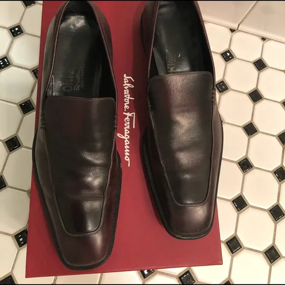 ❤️‍🔥❤️‍🔥Salvatore Ferragamo dress shoes