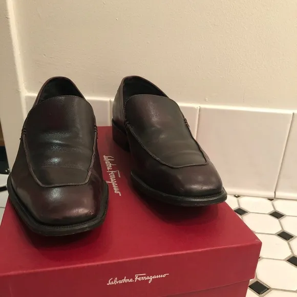 ❤️‍🔥❤️‍🔥Salvatore Ferragamo dress shoes
