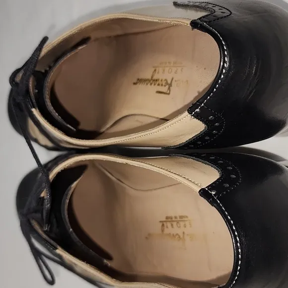 Salvatore Ferragamo SH 4204 B27 Black/Beige Low Heel Square Toe Oxford Shoes 10B
