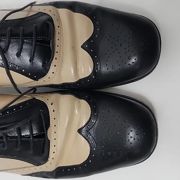 Salvatore Ferragamo SH 4204 B27 Black/Beige Low Heel Square Toe Oxford Shoes 10B