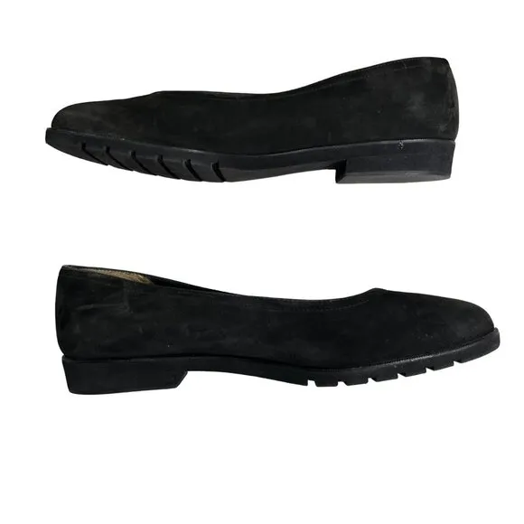 Salvatore Ferragamo shoes Women's 7.5 flats black round toe