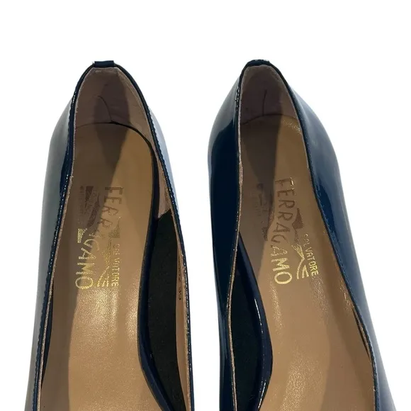 Salvatore Ferragamo Size 39 Pumps Patent Leather Block Heel Blue Square Toe