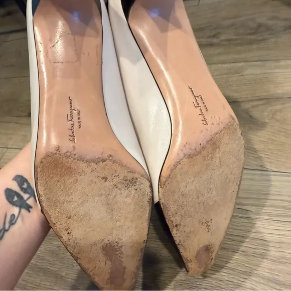 Salvatore Ferragamo Women's Black and Cream Shoes 10