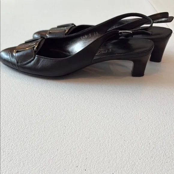 Salvatore Ferragamo Women's Black Slingback Shoes Size 7 2A