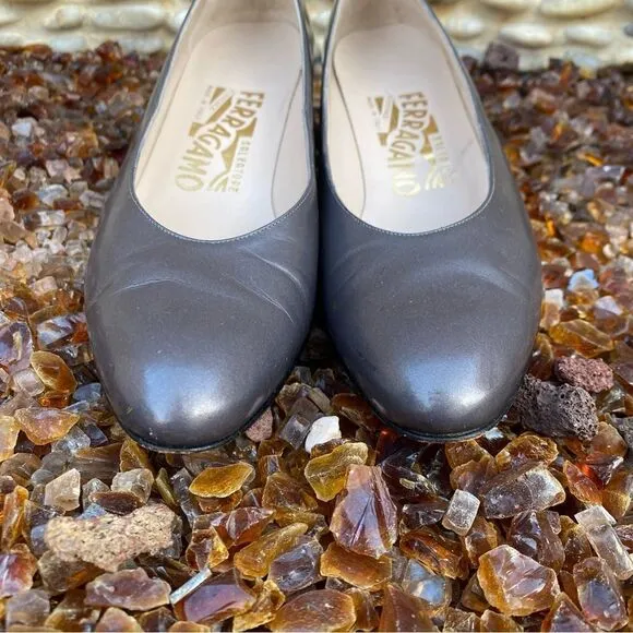 Salvatore Ferragamo Gray Leather Pumps/Shoes. Size 6.5 (4A) VGUC!