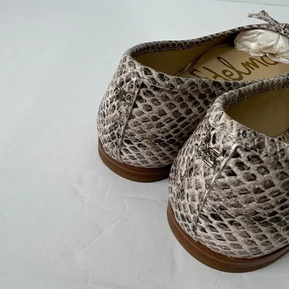 Sam Edelman Snake beige flats loafers shoes Sz 7
