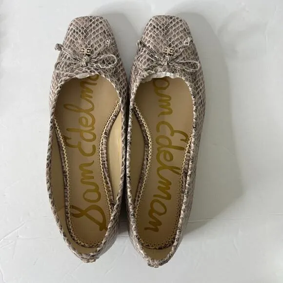 Sam Edelman Snake beige flats loafers shoes Sz 7