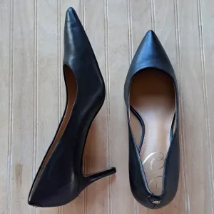 Sam Edelman Vienna Classic Pointed Toe Leather Black Women's Short Heels Pumps