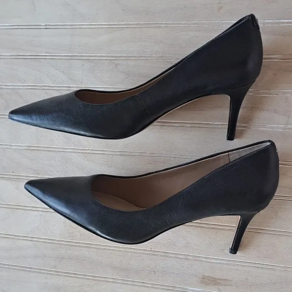 Sam Edelman Vienna Classic Pointed Toe Leather Black Women's Short Heels Pumps