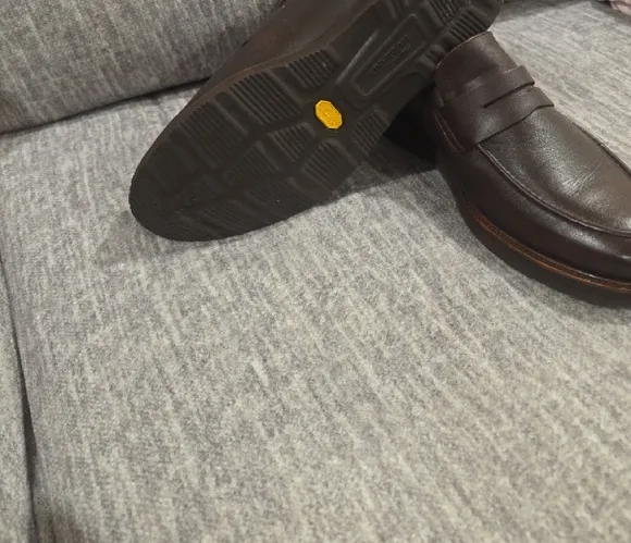 Samuel Hubbard Men's Ivy Legend Brown Penny Loafer Vibram Sole Size 10.5