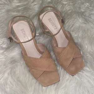 Schutz Anayra Nubuck Honey Beige Sandals