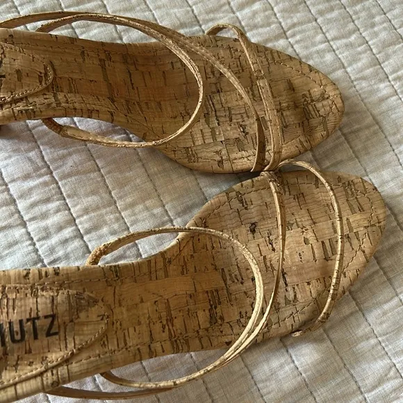 Schutz anthro Evenise strapy 90’s Y2K Kitten Heel Sandals Natural cork size 9