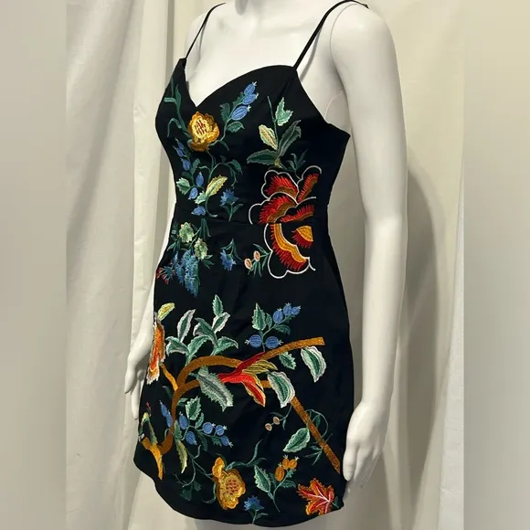 Selfie Sz M Floral Colorful Embroidery Black Boho Chic Mini Dress Festival Party