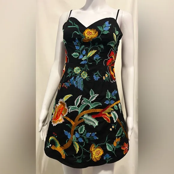 Selfie Sz M Floral Colorful Embroidery Black Boho Chic Mini Dress Festival Party