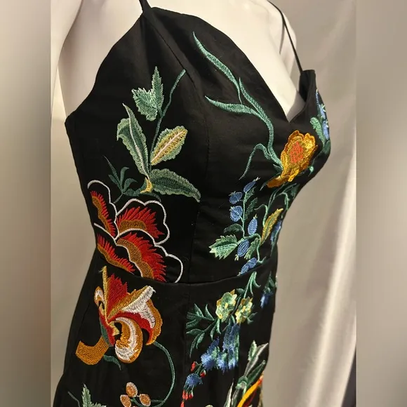 Selfie Sz M Floral Colorful Embroidery Black Boho Chic Mini Dress Festival Party