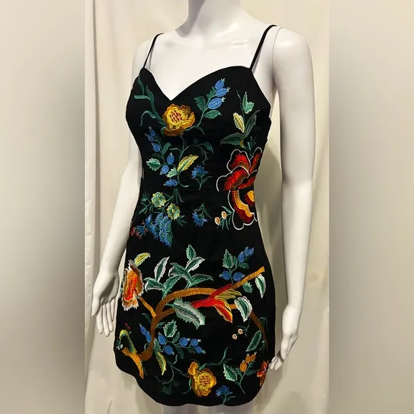 Selfie Sz M Floral Colorful Embroidery Black Boho Chic Mini Dress Festival Party