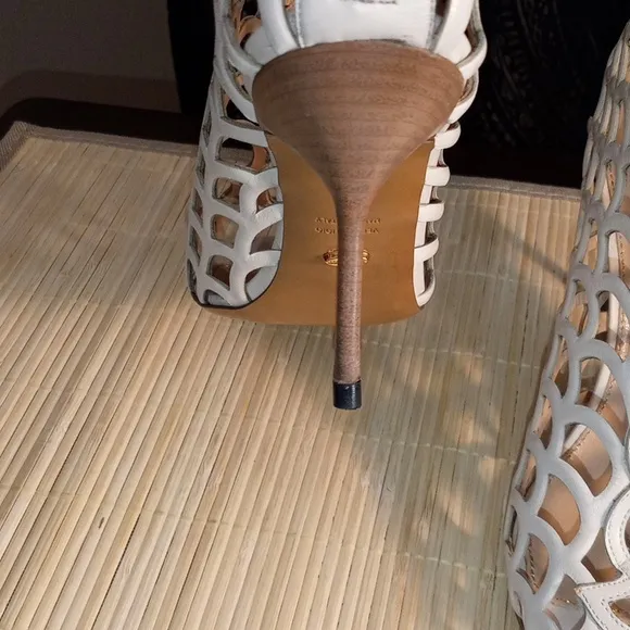 SERGIO ROSSI Elegant Cream Cutout Women's Booties Shoes EU Size 39
