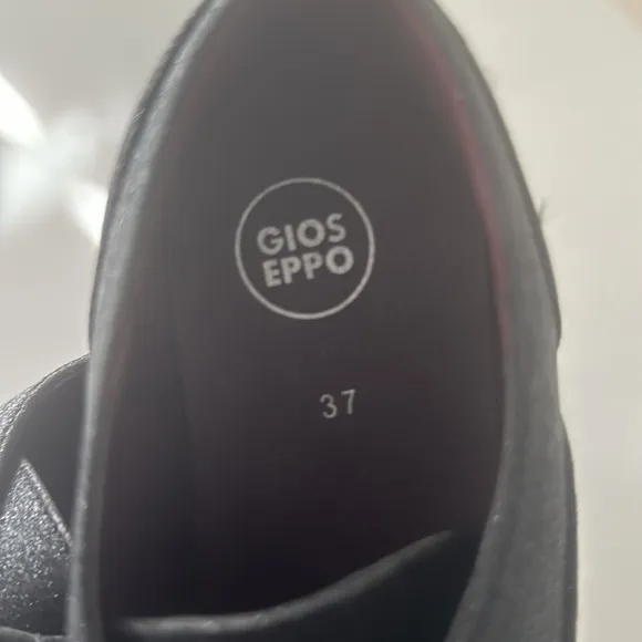 Shoes for Girls Gioseppo Collection black glitter size 37 back to school
