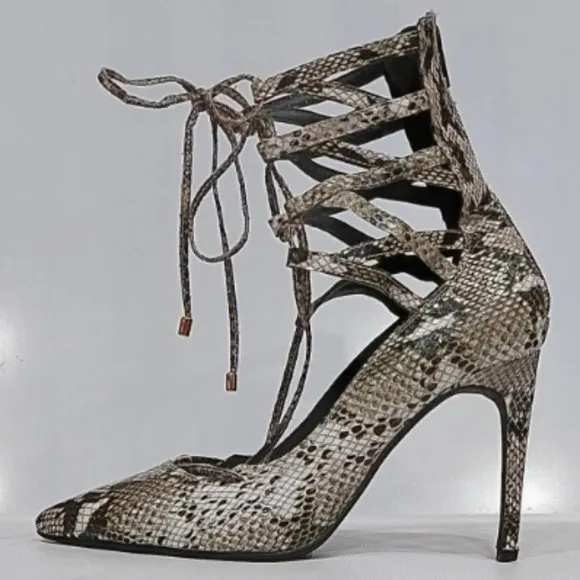 💥SHOWSTOPPER SHOE!💥Jeffrey Campbell Hierro Python Leather Lace-Up Stilettos