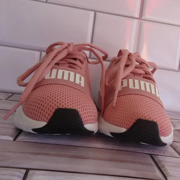 SIZE 11 C. NWOT. PUMA Wired Trainers Kids' Preschool sneakers shoes.