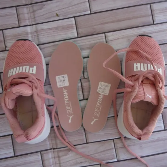 SIZE 11 C. NWOT. PUMA Wired Trainers Kids' Preschool sneakers shoes.
