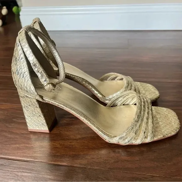 Snazzy, Sexy Chique Gold Sandals- wedding, formal by Nauralizer- NWOT size 9.5