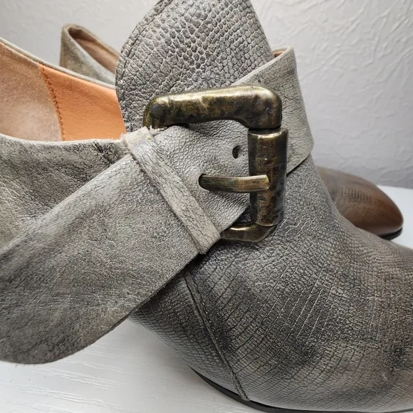 Spring Step L’Artiste Grey Leather Mercedez  Pumps Shoes- Sz 40..US Size 9.5