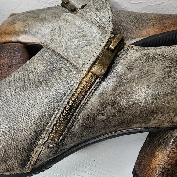 Spring Step L’Artiste Grey Leather Mercedez  Pumps Shoes- Sz 40..US Size 9.5