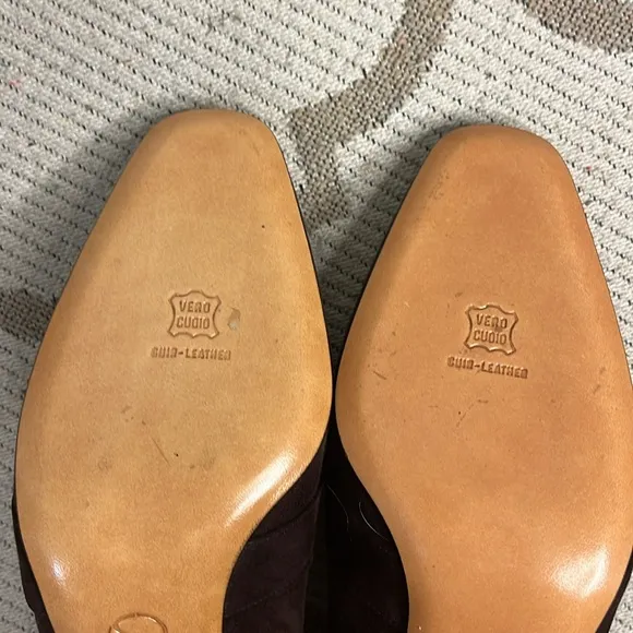 St. John Roberta Brown Suede Shoes with Gold Buckle  Made in Italy Pumps