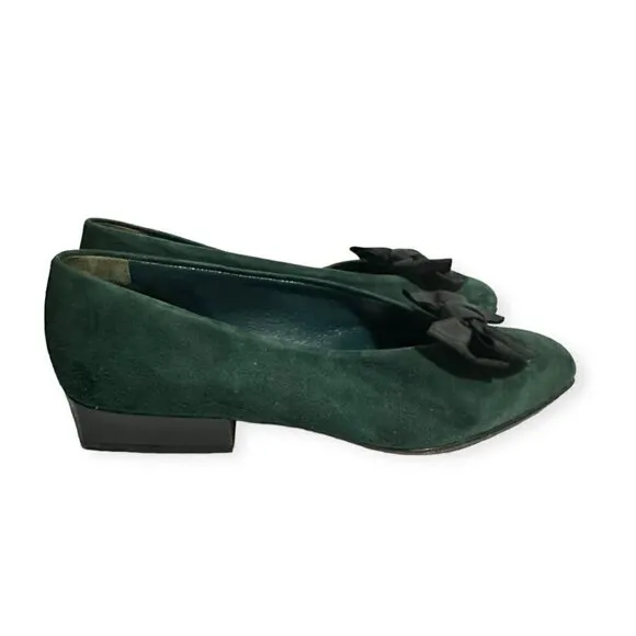 Stephane Kelian Vintage Green Suede Pumps with Bow, Size 8 US,
