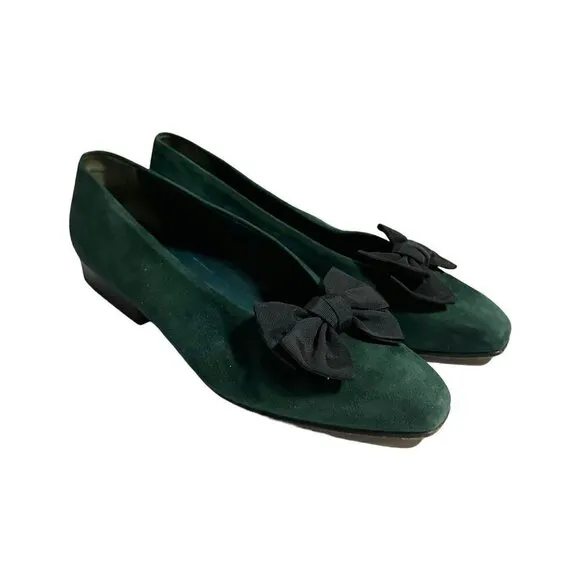 Stephane Kelian Vintage Green Suede Pumps with Bow, Size 8 US,
