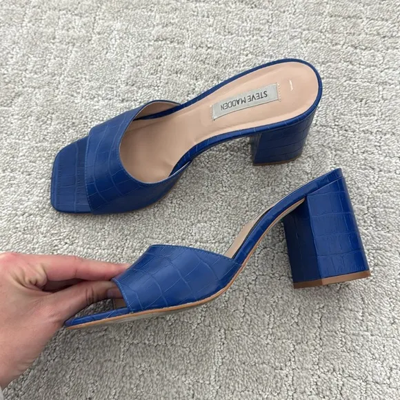 Steve Madden “Alaya” Blue 100% Leather Textured Slide Sandals mule square toe