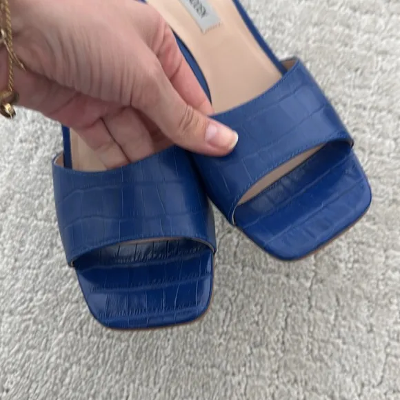 Steve Madden “Alaya” Blue 100% Leather Textured Slide Sandals mule square toe