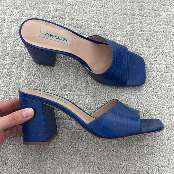 Steve Madden “Alaya” Blue 100% Leather Textured Slide Sandals mule square toe