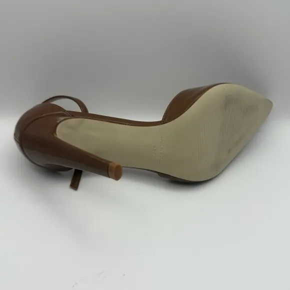 Steve Madden Alisha Heels Brown Patent Leather  Ankle Strap Sz 8.5