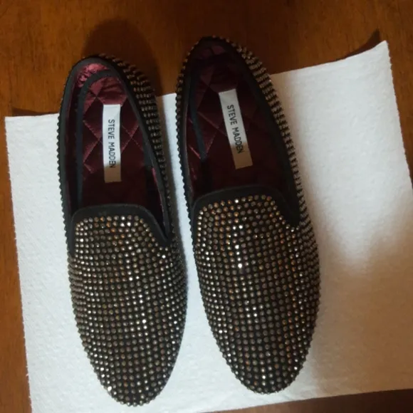 Steve Madden caviarr shoes