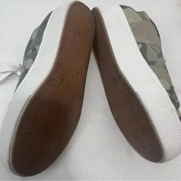 Steve Madden EMMI 1.5” Platform Sneakers Women shoes Camouflage Size 7.5 Camo