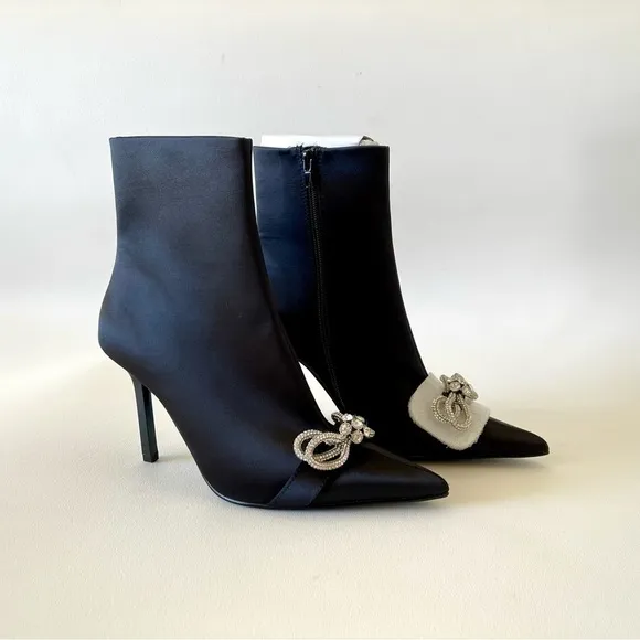 Steve Madden Shoes Satin Sock Bootie Pointed Stiletto Rhinestone Bow Black 8