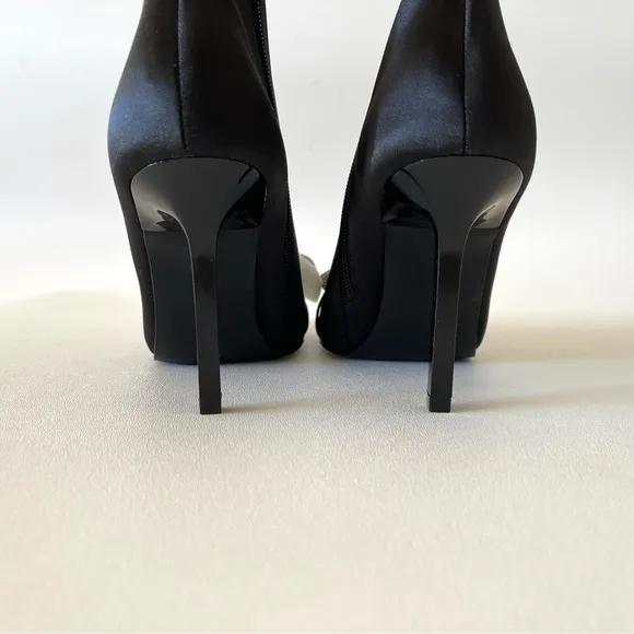 Steve Madden Shoes Satin Sock Bootie Pointed Stiletto Rhinestone Bow Black 8