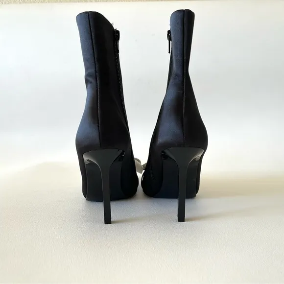 Steve Madden Shoes Satin Sock Bootie Pointed Stiletto Rhinestone Bow Black 8
