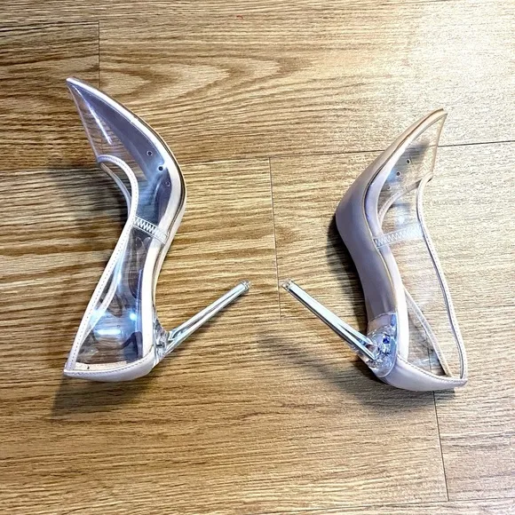 Steve Madden Tamper Pump