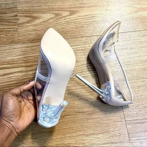 Steve Madden Tamper Pump
