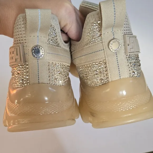 Steve Madden Womens Maxima Blush Beige bedazzled Sneaker Size 7.5