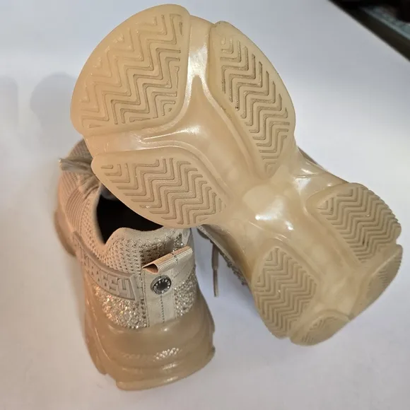 Steve Madden Womens Maxima Blush Beige bedazzled Sneaker Size 7.5