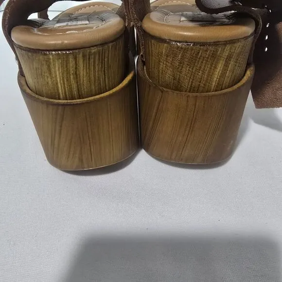 Steve Madden‎ Wooden Keanu Cognac Leather womens Sandel 3.25&quot; Heel sz 7.5