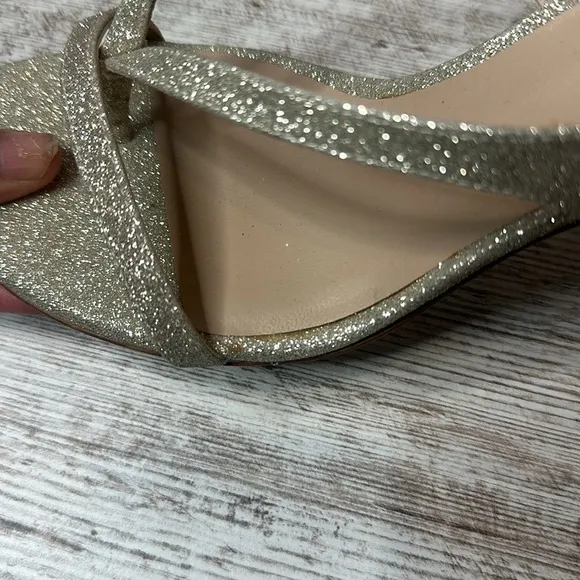 STUART WEITZMAN Align 95 Glitter Sandal In Gold size 10