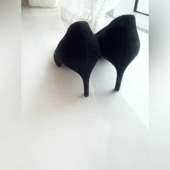 Stuart Weitzman Black Suede Pumps Size 10