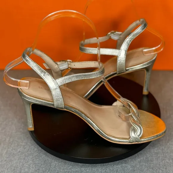 Stuart Weitzman Dancer Twistie 75 Leather Sandal Light Gold ish Silver Size 6