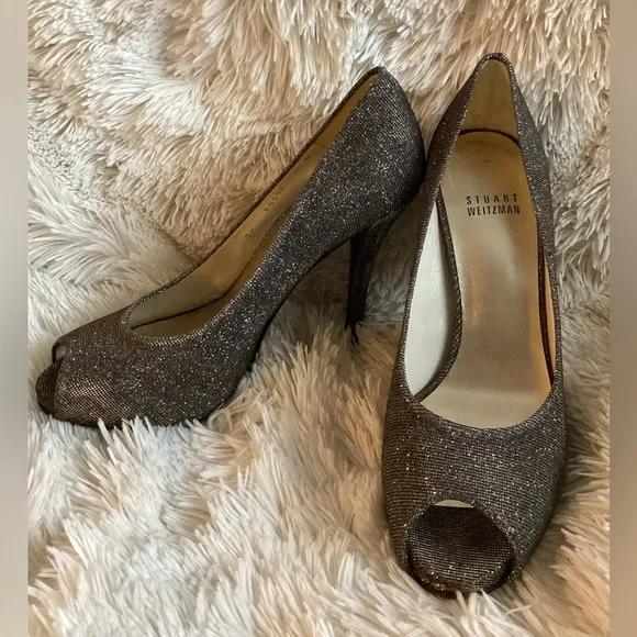 Stuart Weitzman Evebaton Platform Peep Toe Pump Metallic Silver Shimmer size 7.5